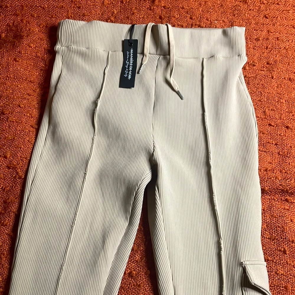 Maniere De Voir cream trousers size 14